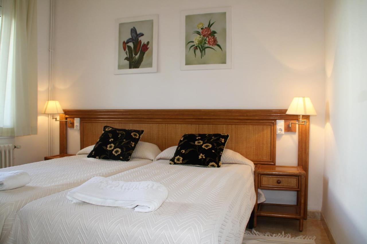 Apartaments Margarita Sabina Pinell Platja d'Aro Exterior foto